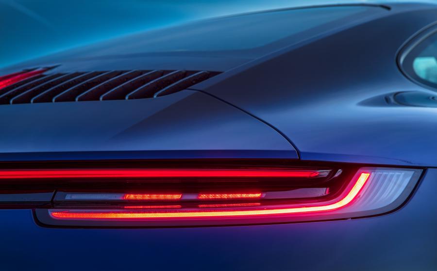 Детали экстерьера Porsche 911 Carrera 4S (992) 2019 года  (NA) (фото 14 из 18)